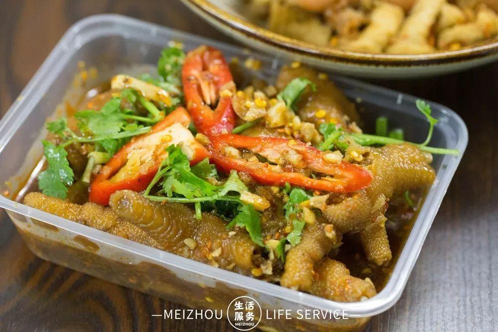 最新战争电视剧片与小巷深处的特色小店，战火与生活的交织